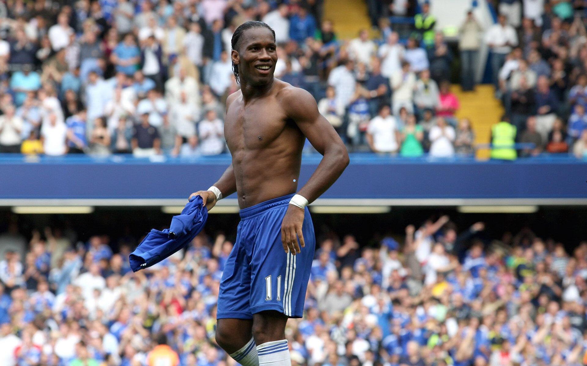 穆西亚拉独家点评年度最佳阵容，巴黎五虎将占半壁江山，队长袖标交予凯恩